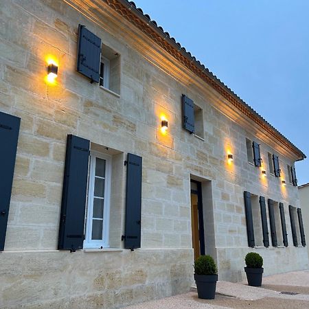 Dynastie - Le Repaire De Maltus "Gites & Spa" Lussac  Bagian luar foto